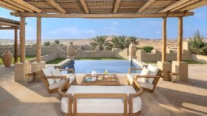 Qasr_Al_Sarab_Desert_Resort_by_Anantara_Guest_Room_Sahra_Exterior_View_Pool.jpg