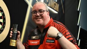 skysports-stephen-bunting-darts_7176248.jpg