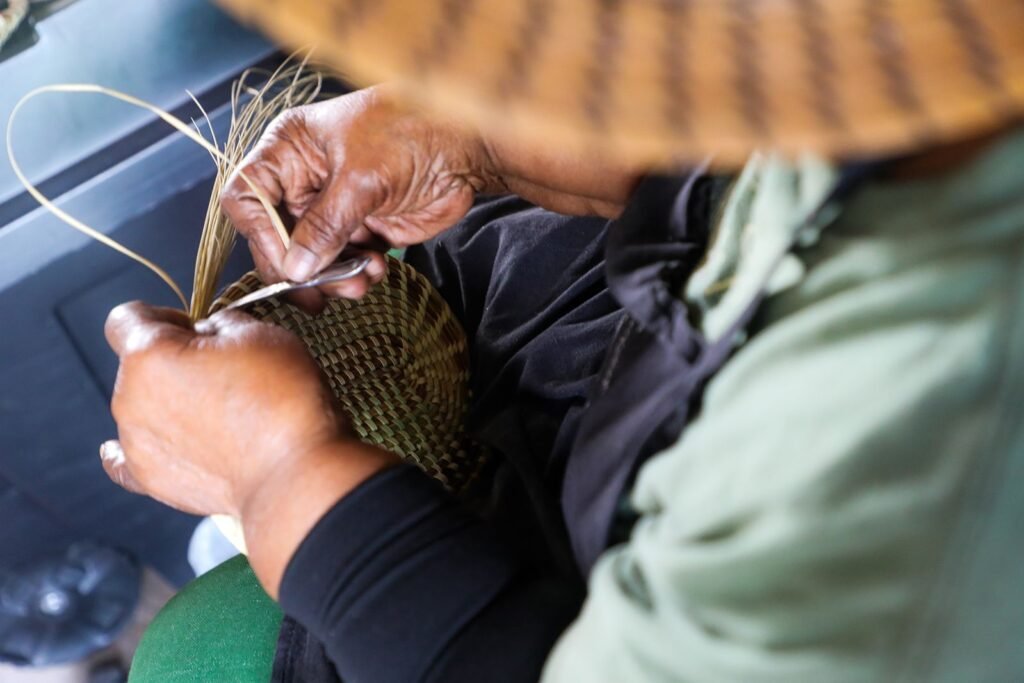 gullah_geechee_basket_weaving.jpg