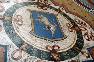3494_-_milano_-_galleria_vittorio_emanuele_-_stemma_di_torino_-_foto_giovanni_dallorto_22-jun.jpeg