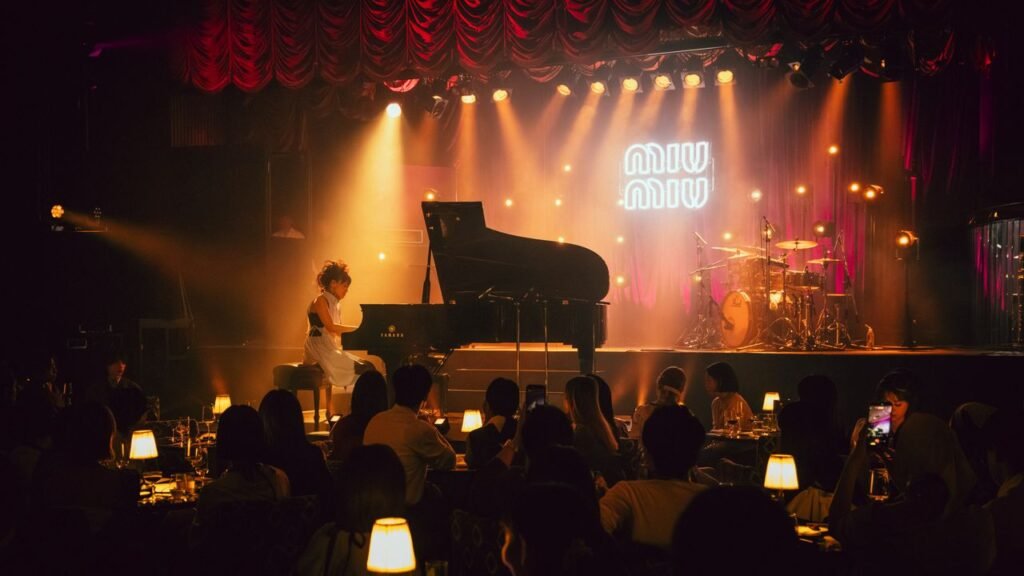 Dance%20Hall%20Shinseiki_Hiromi%20(2).jpg